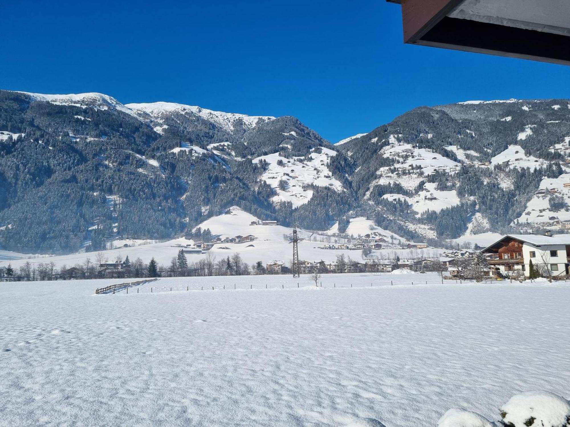 Ferienwohnung Wallner Zell am Ziller Exterior photo